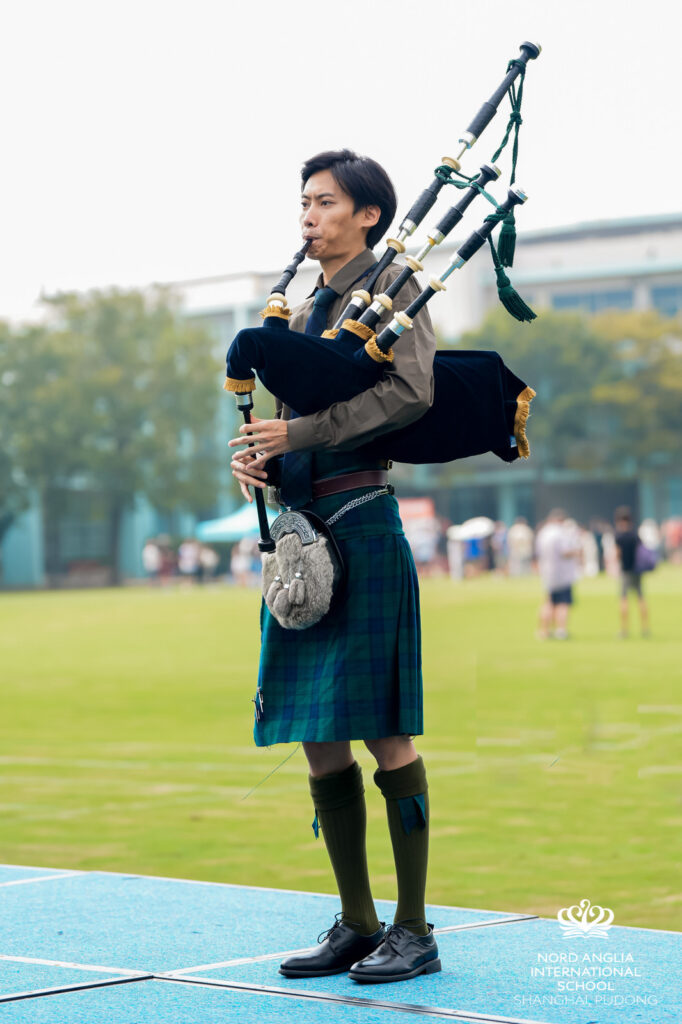 Shanghai Scottish Band Shanghai Scottish Shanghai Scottish football team Highland Games Shanghai Shanghai Scottish club Shanghai Scottish archive links Shanghai Scottish pipe band