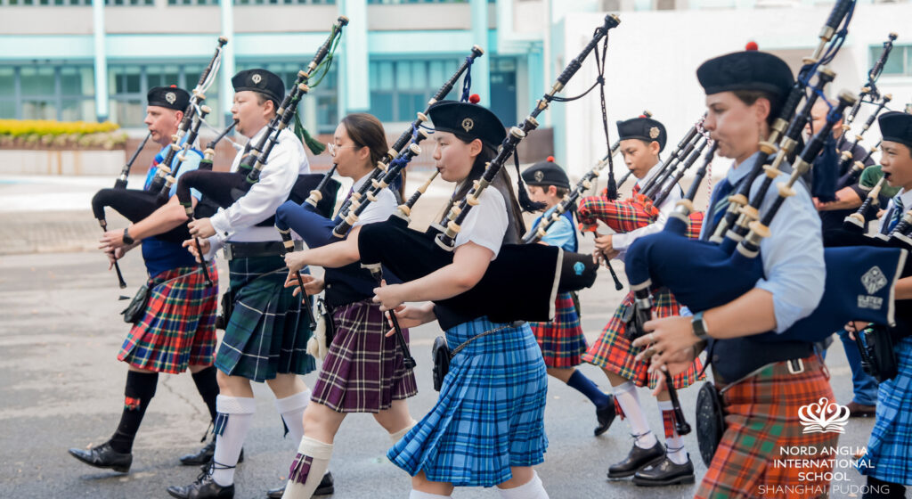 Shanghai Scottish Band Shanghai Scottish Shanghai Scottish football team Highland Games Shanghai Shanghai Scottish club Shanghai Scottish archive links Shanghai Scottish pipe band